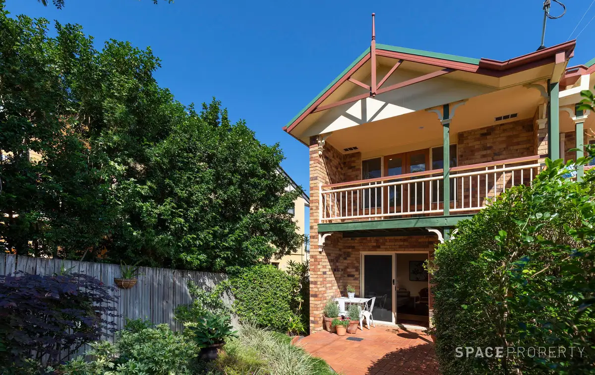 Main view of Homely townhouse listing, 1/126 Fernberg Road, Paddington QLD 4064