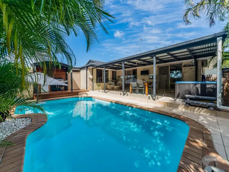 17 Spikes Court, Arundel QLD 4214