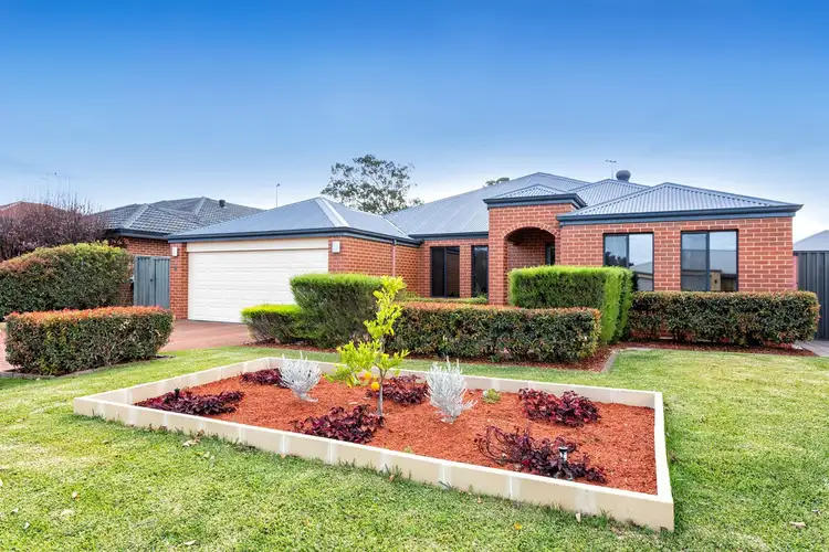 9 Travers Way, Aveley WA 6069
