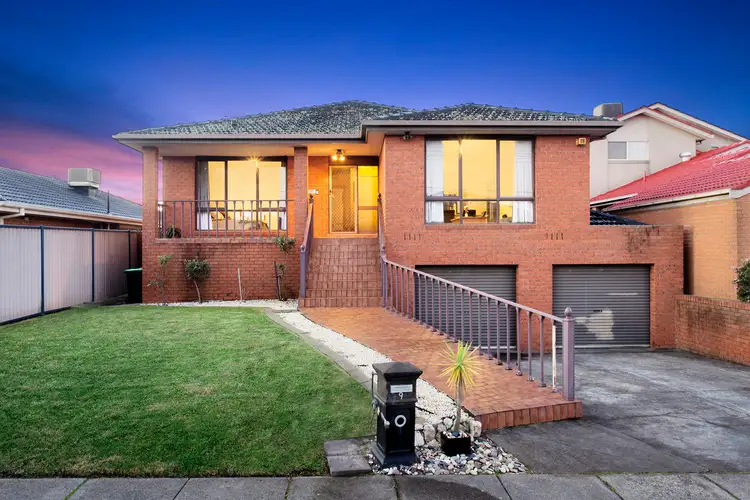 9 Cunningham Place, Oakleigh South VIC 3167
