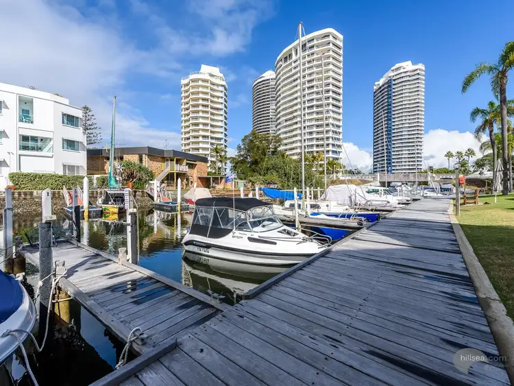 15/37 Bayview Street, Runaway Bay QLD 4216