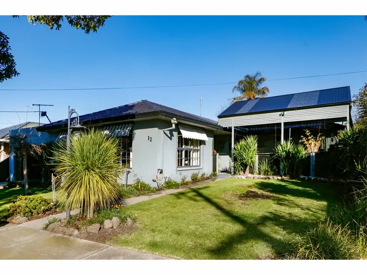 12 San Luis Drive, Sale VIC 3850