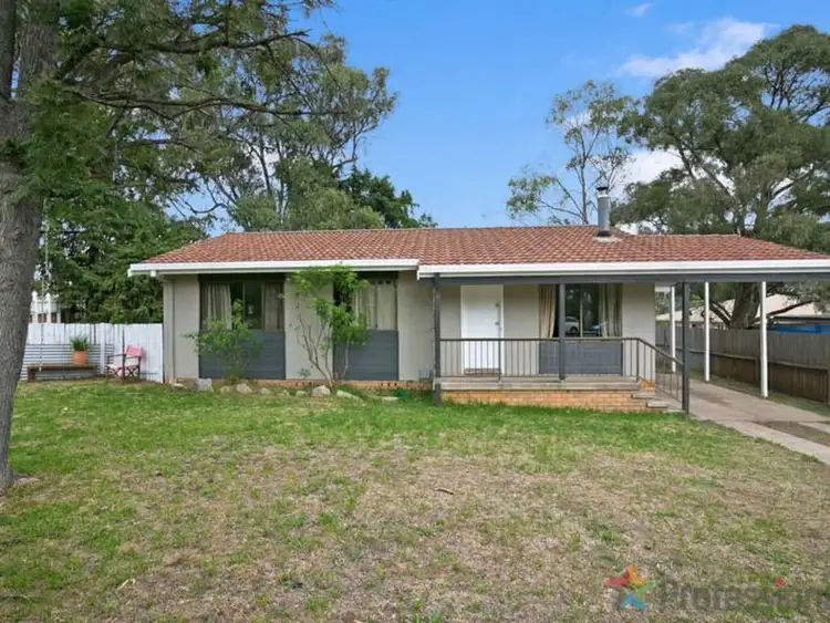 16 Bracken Street, Armidale NSW 2350