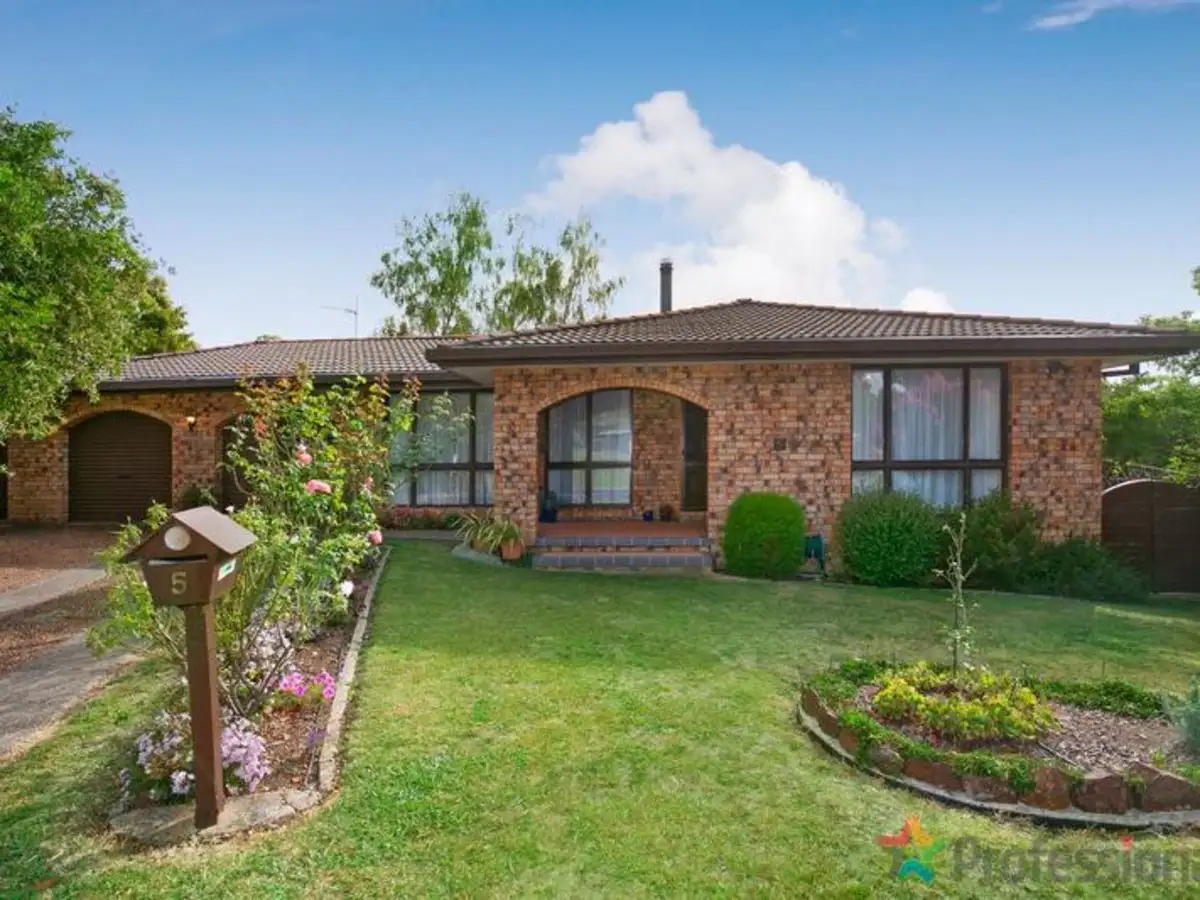 Main view of Homely house listing, 5 Finlayson Crescent, Armidale NSW 2350