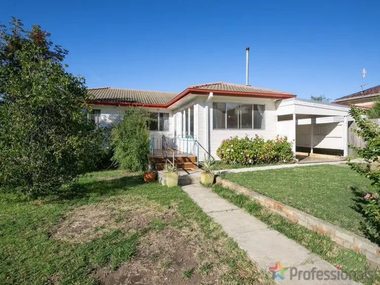 12 Wilson Avenue, Armidale NSW 2350