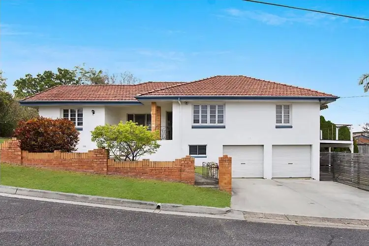 24 Dawn Street