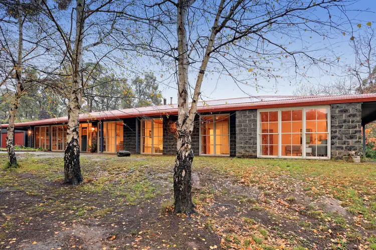 31 Springs Street, Cockatoo VIC 3781