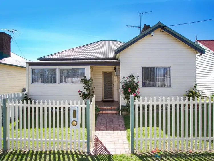 143 Taylor Street, Armidale NSW 2350