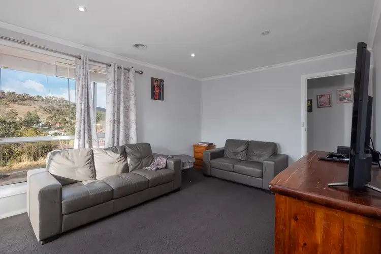 8 Doulton Court, Glenorchy TAS 7010