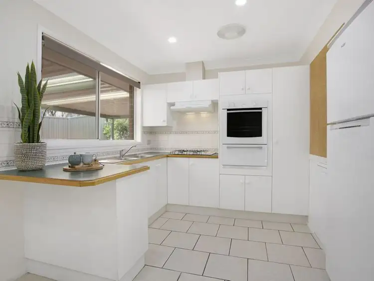 Second view of Homely house listing, 6 Jillian Place, Macquarie Fields NSW 2564