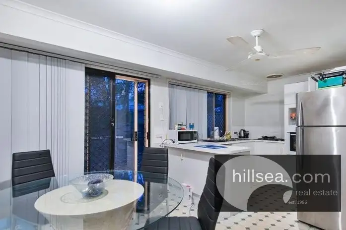 1/24-28 Hollywood Place, Oxenford QLD 4210