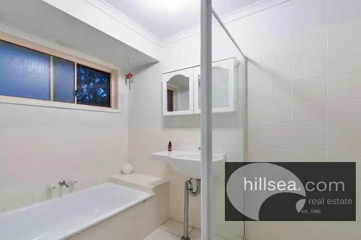 Second view of Homely semi-detached listing, 1/24-28 Hollywood Place, Oxenford QLD 4210