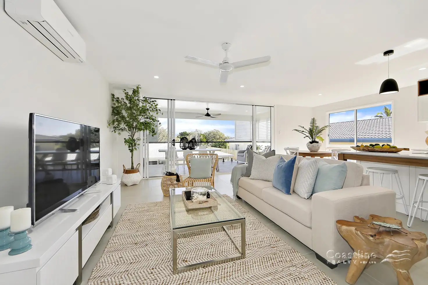 Main view of Homely unit listing, 2/2 Tanner Street, Bargara QLD 4670