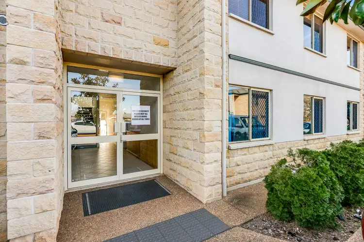 9/9 Uniplaza Court, Kearneys Spring QLD 4350