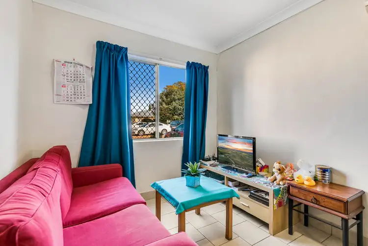 Fifth view of Homely unit listing, 9/9 Uniplaza Court, Kearneys Spring QLD 4350