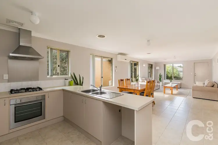 28 Beauchamp Loop, Wellard WA 6170