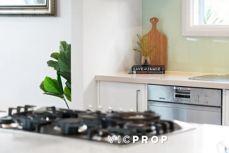 Sixth view of Homely house listing, 1 Kerry Close, Doncaster East VIC 3109