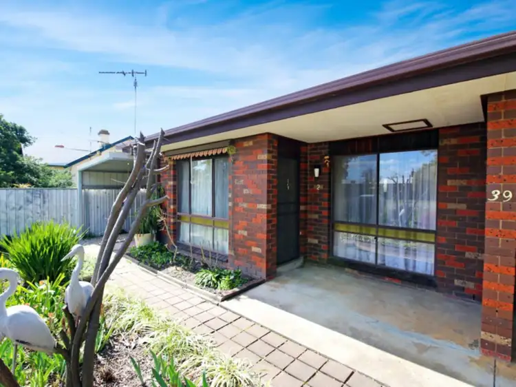 Main view of Homely unit listing, 2/39 Barkly Street, Benalla VIC 3672
