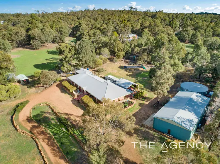 43 Barbarich Drive, Gidgegannup WA 6083