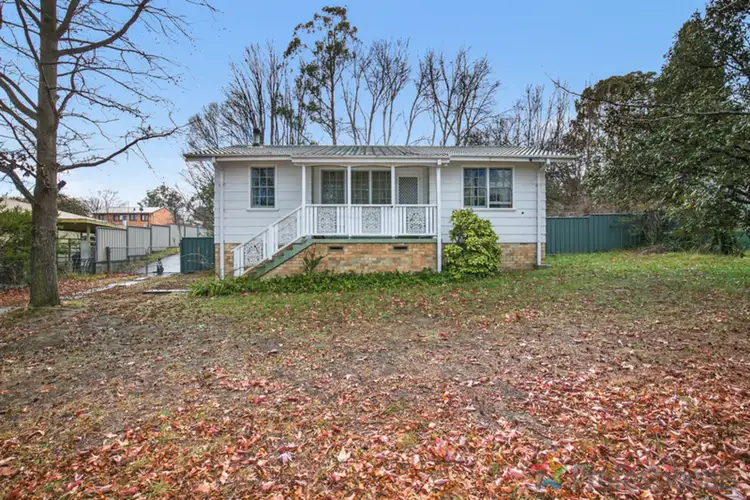 5 P G Love Avenue, Armidale NSW 2350