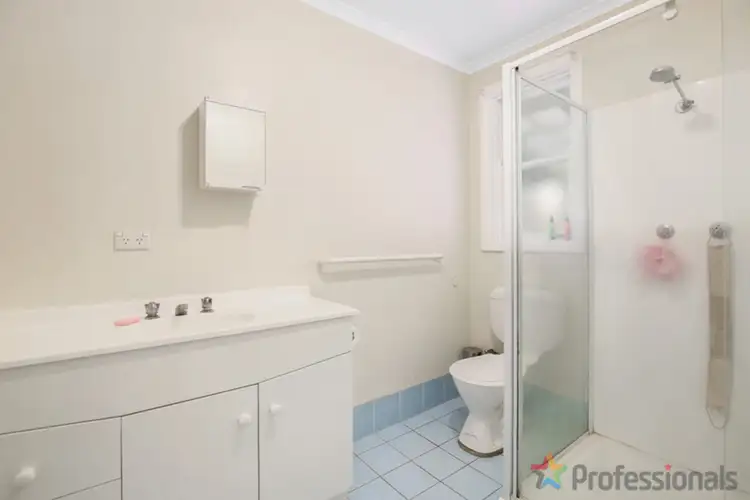 Fourth view of Homely house listing, 5 P G Love Avenue, Armidale NSW 2350