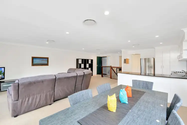 Sixth view of Homely semi-detached listing, 10/2 Ridgeline Way, Highland Park QLD 4211