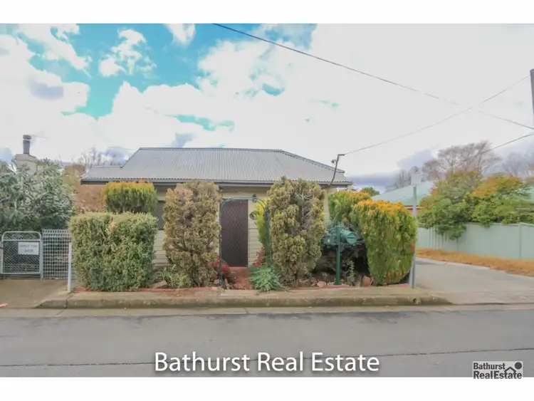 3 Cross Street, Bathurst NSW 2795