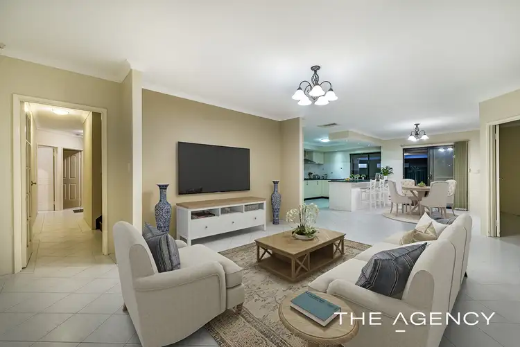 61 Brightlands Circuit, Carramar WA 6031