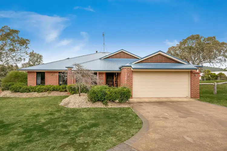 37 Fawngrove Drive, Glenvale QLD 4350