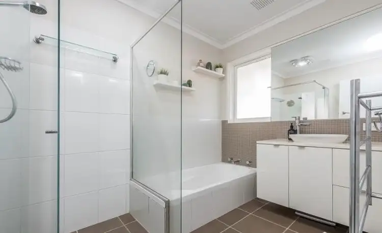 6 Elder Place, Padbury WA 6025