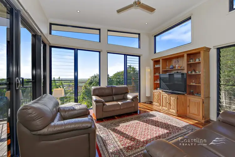Sixth view of Homely house listing, 8 Hilltop Avenue, Qunaba QLD 4670