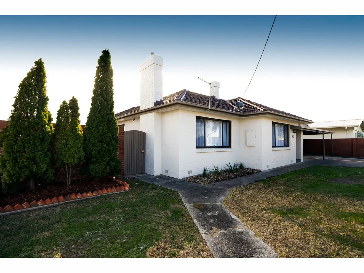 Main view of Homely house listing, 25 Macarthur Street, Sale VIC 3850