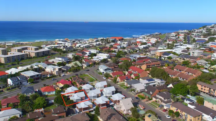 Second view of Homely townhouse listing, 3/6 Robert Street, Merewether NSW 2291