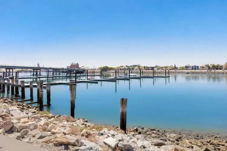 303/6-8 Wirra Drive, New Port SA 5015