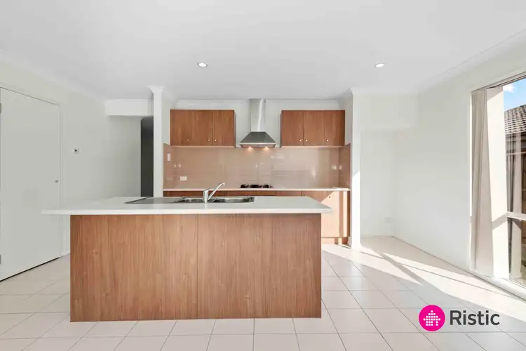 Fourth view of Homely house listing, 5 Morton Close, Doreen VIC 3754