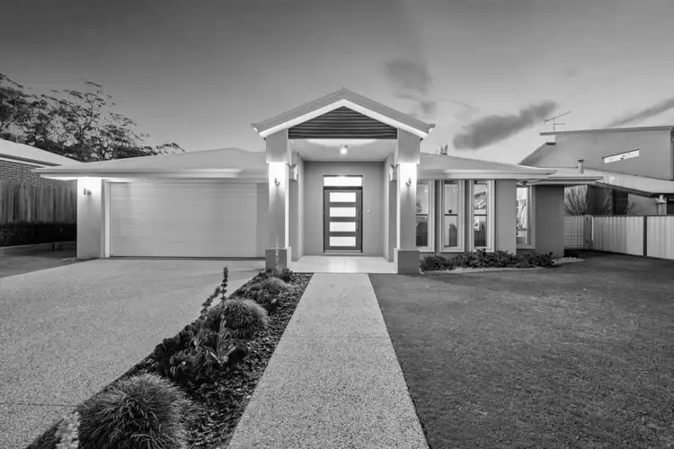 63 Wood Drive, Middle Ridge QLD 4350