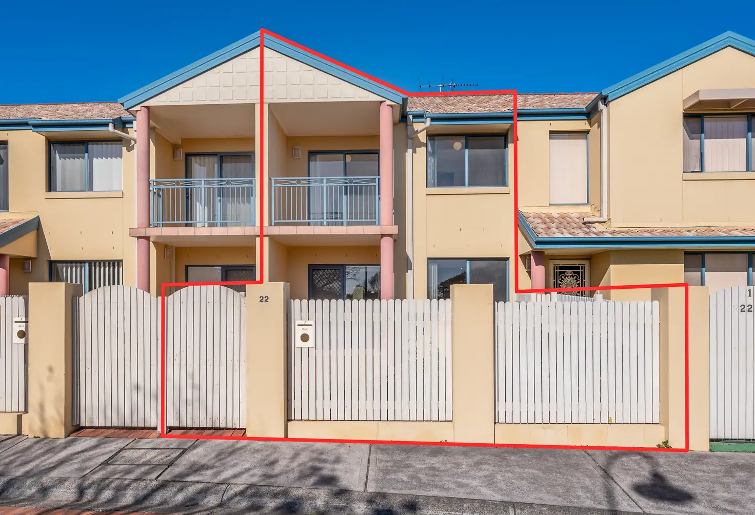 Main view of Homely townhouse listing, 2/22 Churchill Circuit, Hamilton South NSW 2303