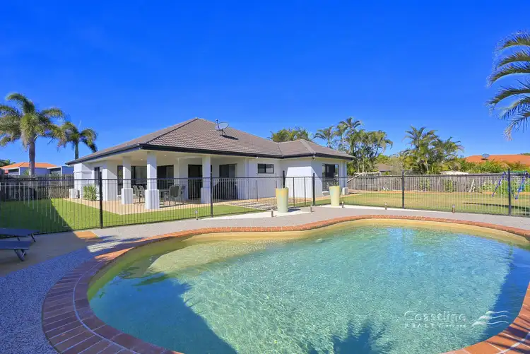 2 Spyglass Hill Court, Coral Cove QLD 4670