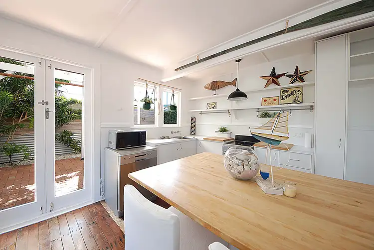 1/41 Middle Street, Labrador QLD 4215