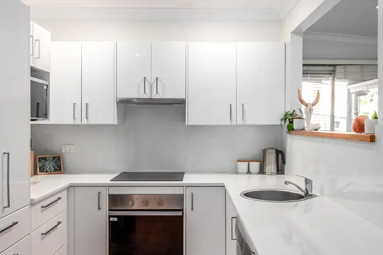 Sixth view of Homely house listing, 9 Saara Close, Woodrising NSW 2284