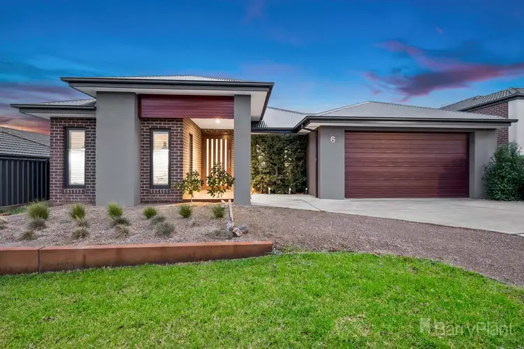 Main view of Homely house listing, 6 Albert Circuit, Pakenham VIC 3810