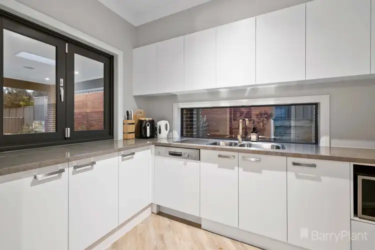 Fifth view of Homely house listing, 6 Albert Circuit, Pakenham VIC 3810