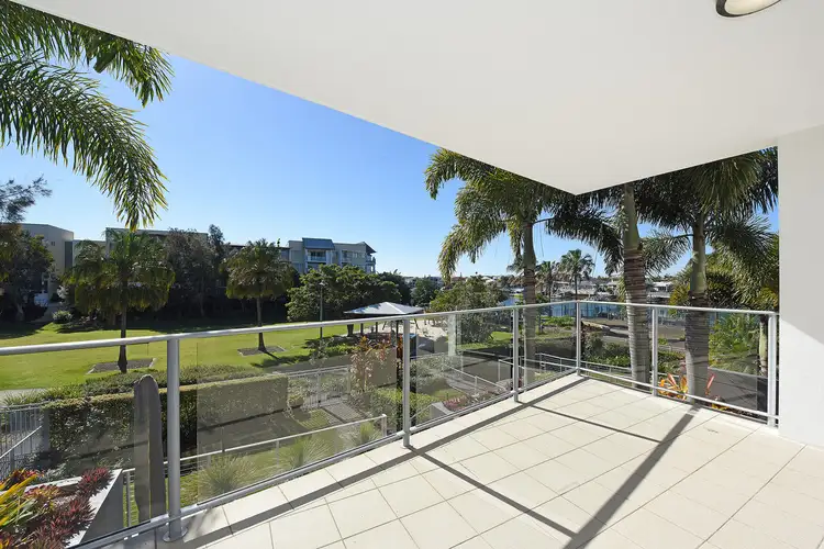 18/51 Grand Parade, Kawana Island QLD 4575