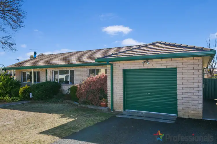 Main view of Homely house listing, 7 James Avenue, Armidale NSW 2350