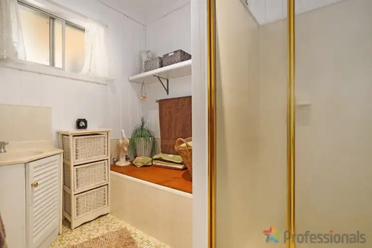 Sixth view of Homely house listing, 7 James Avenue, Armidale NSW 2350