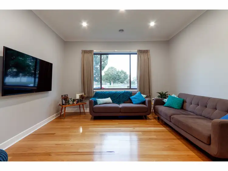 Fifth view of Homely house listing, 519 Raymond Street, Sale VIC 3850