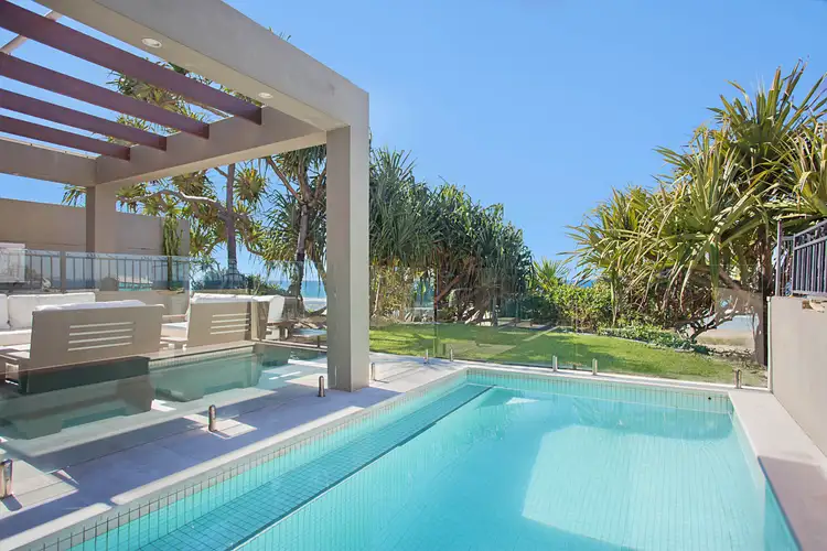 135 Hedges Avenue, Mermaid Beach QLD 4218