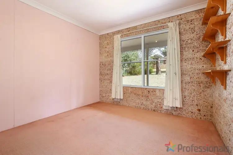 Fifth view of Homely house listing, 1 Stewart Crescent, Armidale NSW 2350