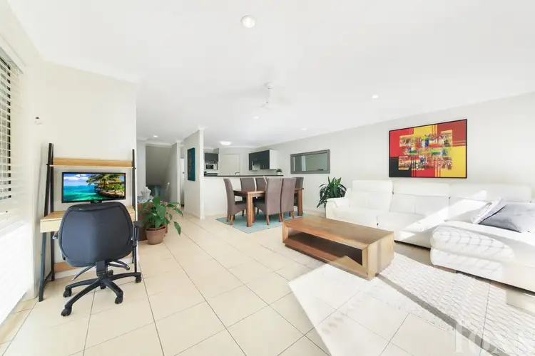 2/39 Alma Street, Southport QLD 4215