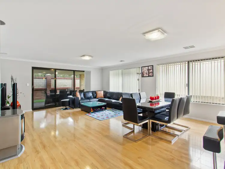 Sixth view of Homely house listing, 11 Fairvale Bend, Madeley WA 6065